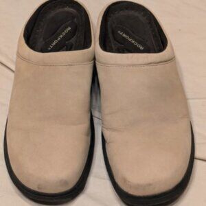 Rockport Clogs Women's 10M Low Heel Slip On Beige Suede Comfort DMX Shoes